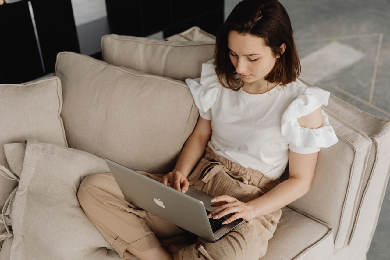 Psicoterapia presencial ou online: a diferença está mesmo na tela?